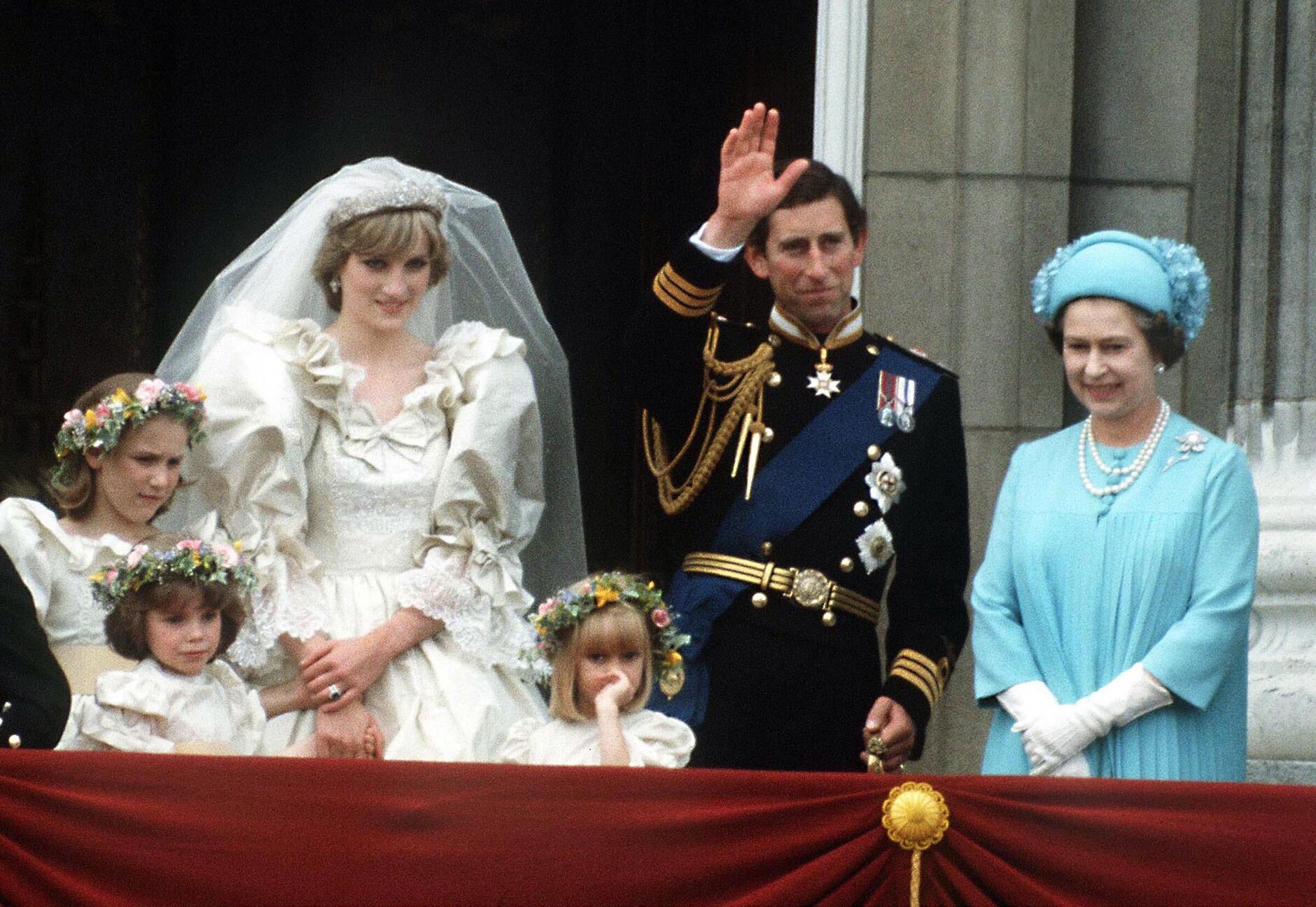 Годовщина смерти Елизаветы II. Вспоминаем главные события в жизни королевы Великобритании (фото 10)