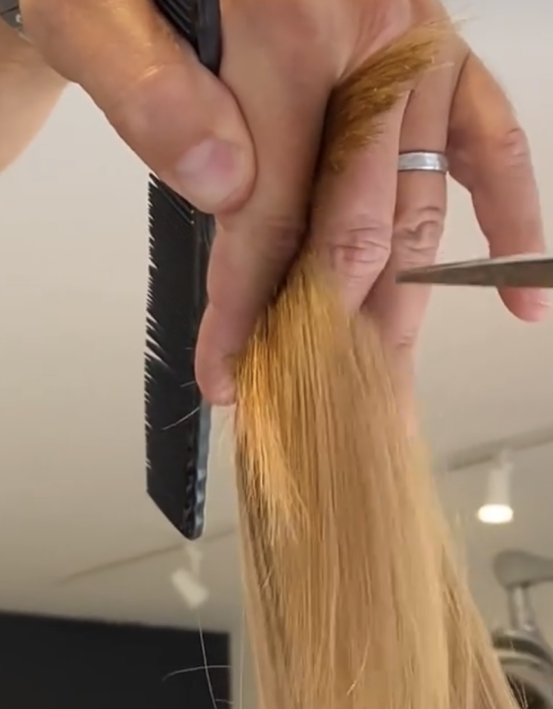 Кобра — модная стрижка для длинных волос (фото 3)