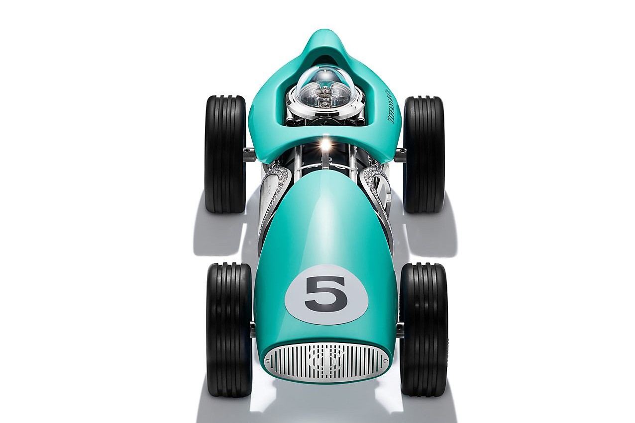 Tiffany & Co. представил часы в виде гоночного автомобиля (фото 3)