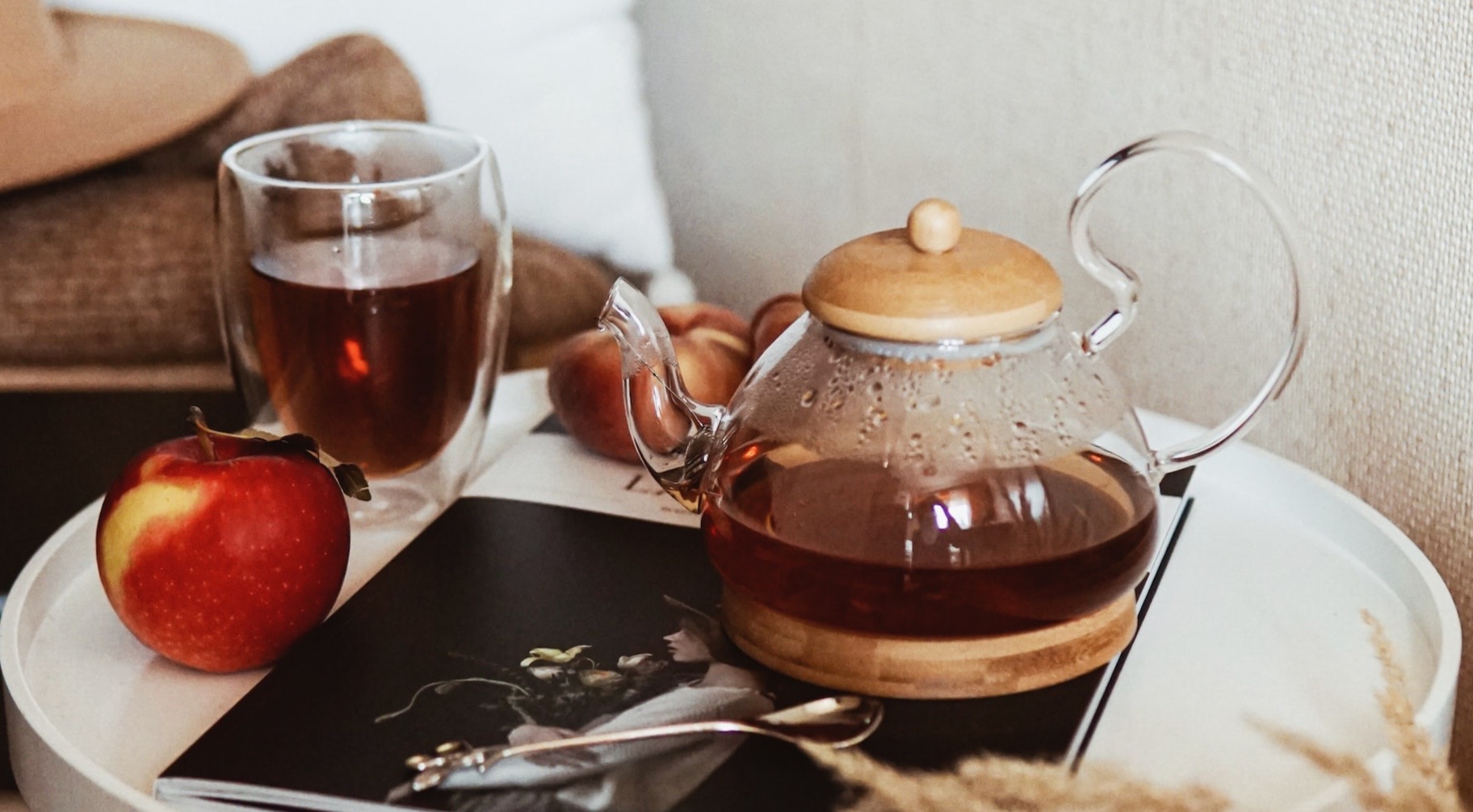Зимний чай (и не только) с травами, ягодами, пряностями: 10 рецептов | BURO.