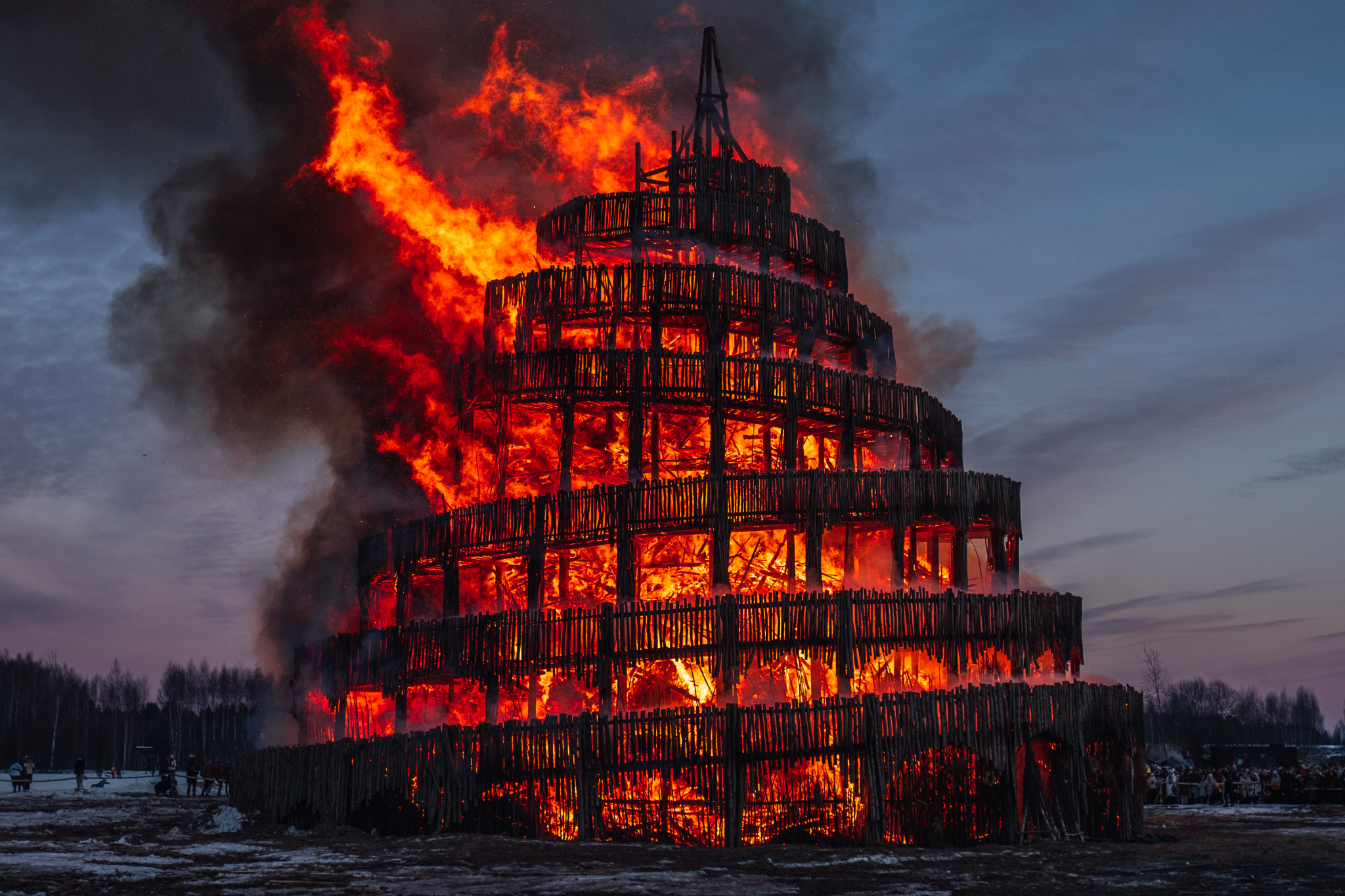Зачем сжигать произведения искусства: как и почему отмечают Масленицу в Никола-Ленивце (фото 3)