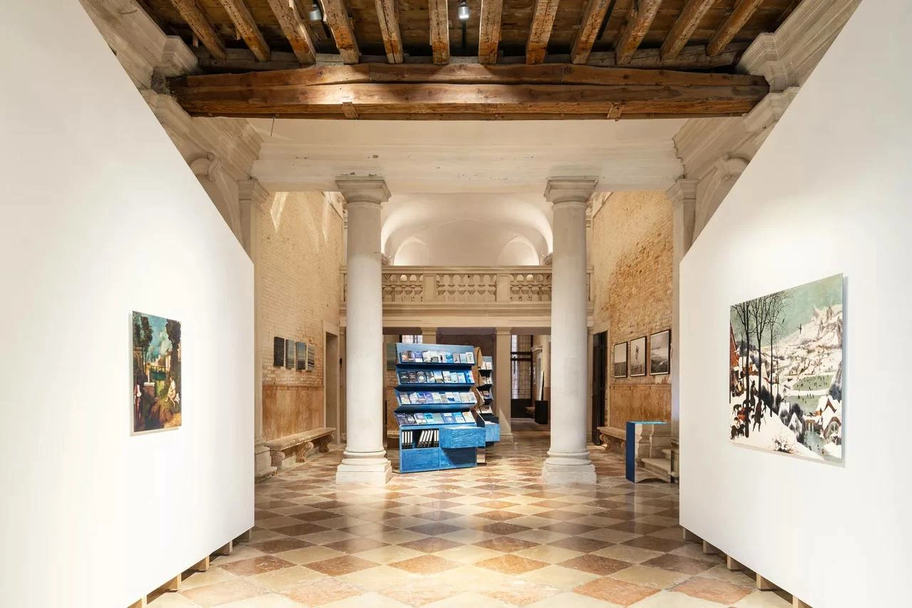 В Fondazione Prada открылась групповая выставка «Все говорят о погоде» (фото 6)