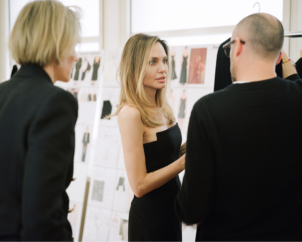 Анджелина Джоли и Chloé представят первую совместную коллекцию одежды (фото 1)