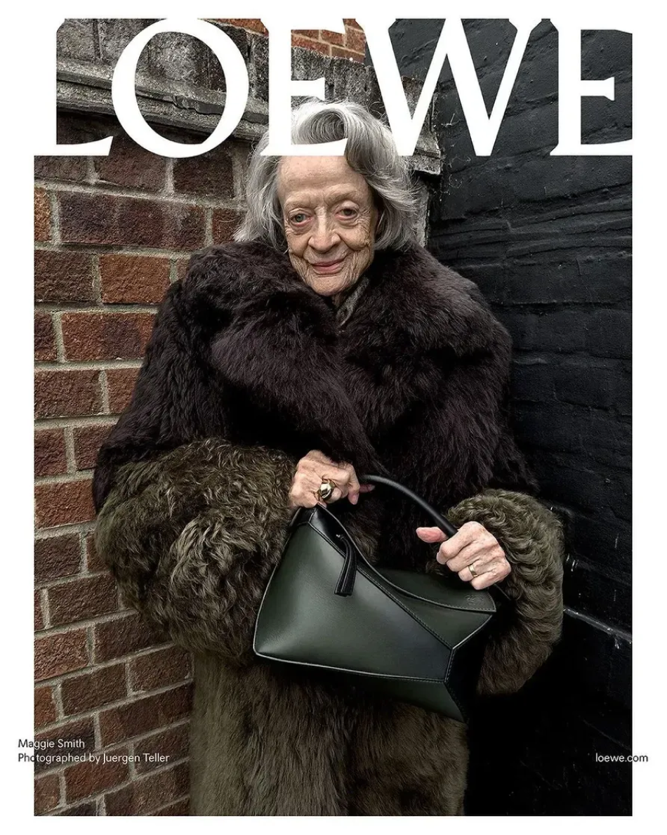 Звезда «Гарри Поттера» Мэгги Смит снялась в рекламной кампании Loewe (фото 2)