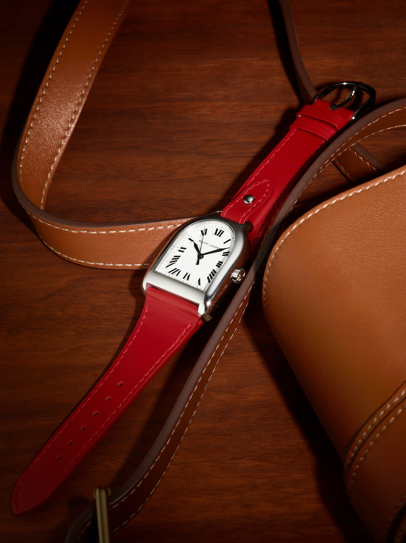 Ralph Lauren показал новую модель часов в виде стремени (фото 5)
