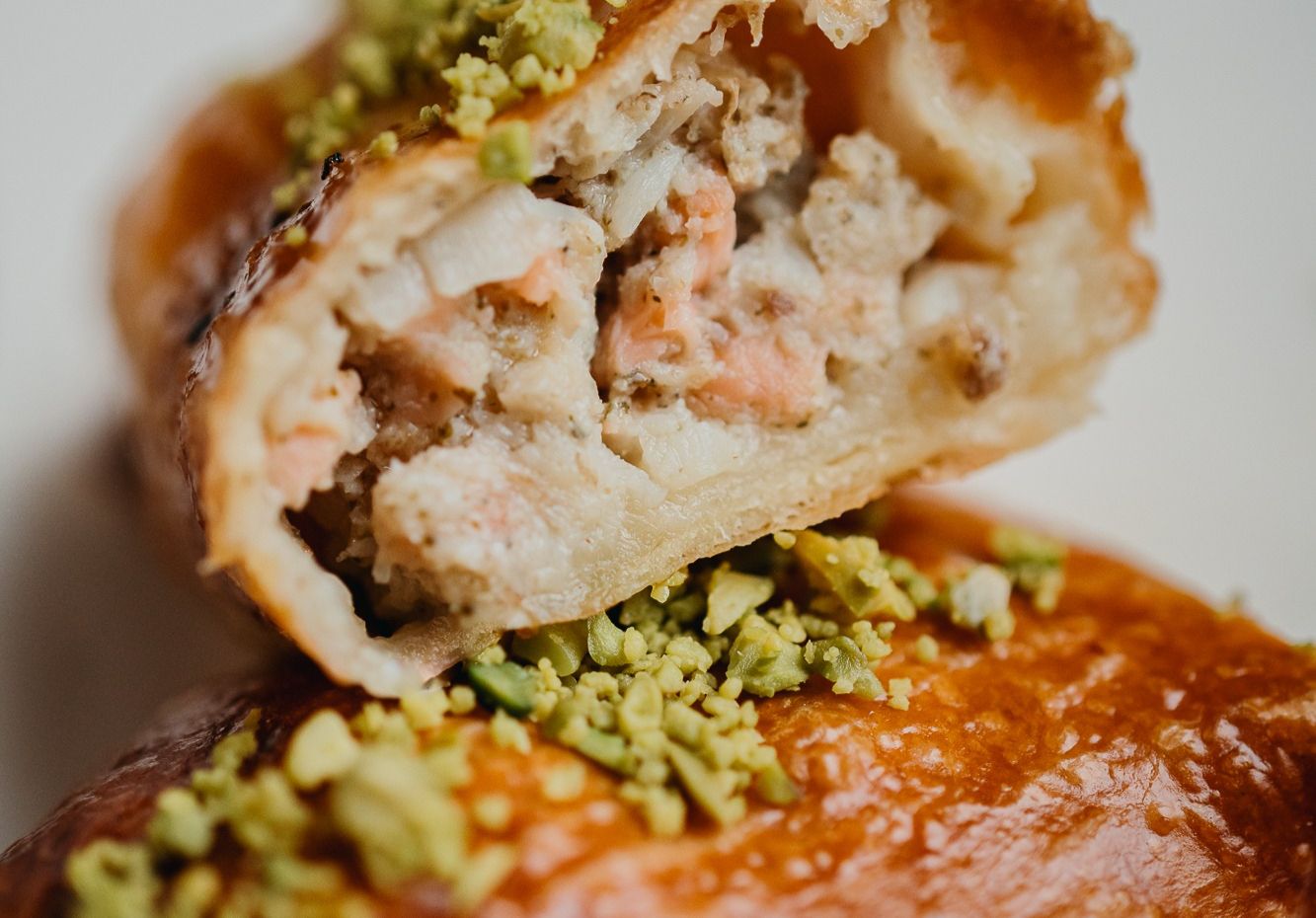 Новости ресторанов: берлинский карривурст, крудо из дорадо и бутерброд с красной икрой (фото 8)