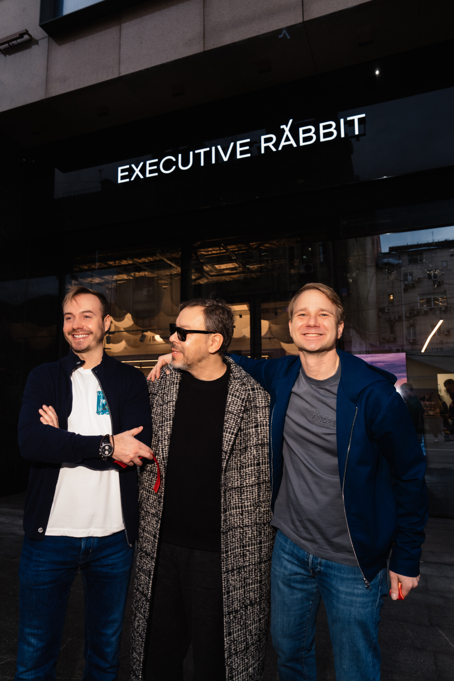 Для карьеристов и романтиков: в Москве открылся бутик Executive Rabbit |  BURO.