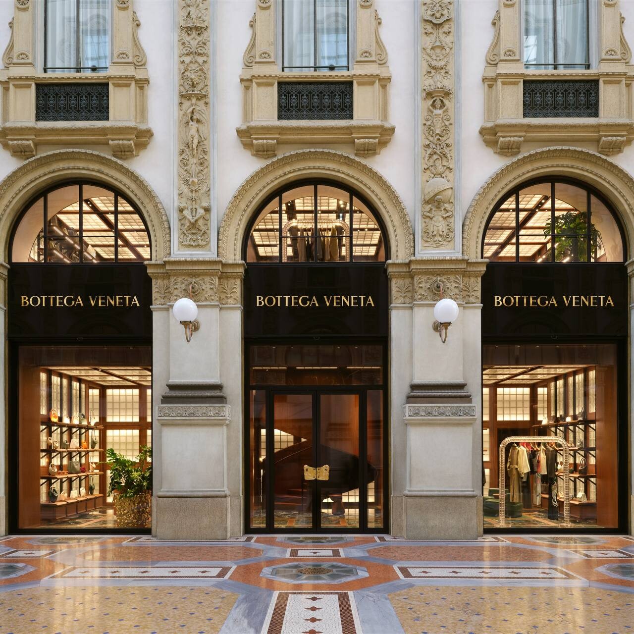 Матье Блази открывает новый магазин Bottega Veneta в Милане (фото 3)