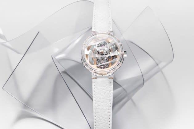 Louis Vuitton выпустит полупрозрачные часы (фото 1)