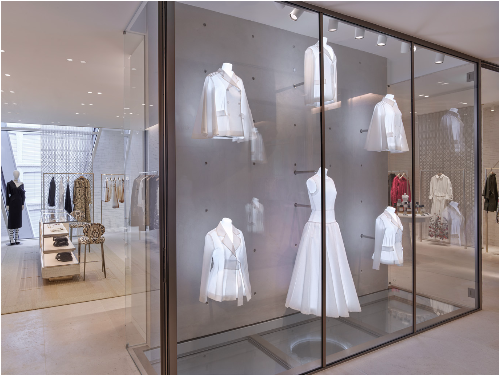Dior открыл 6-этажный бутик в Женеве (фото 4)