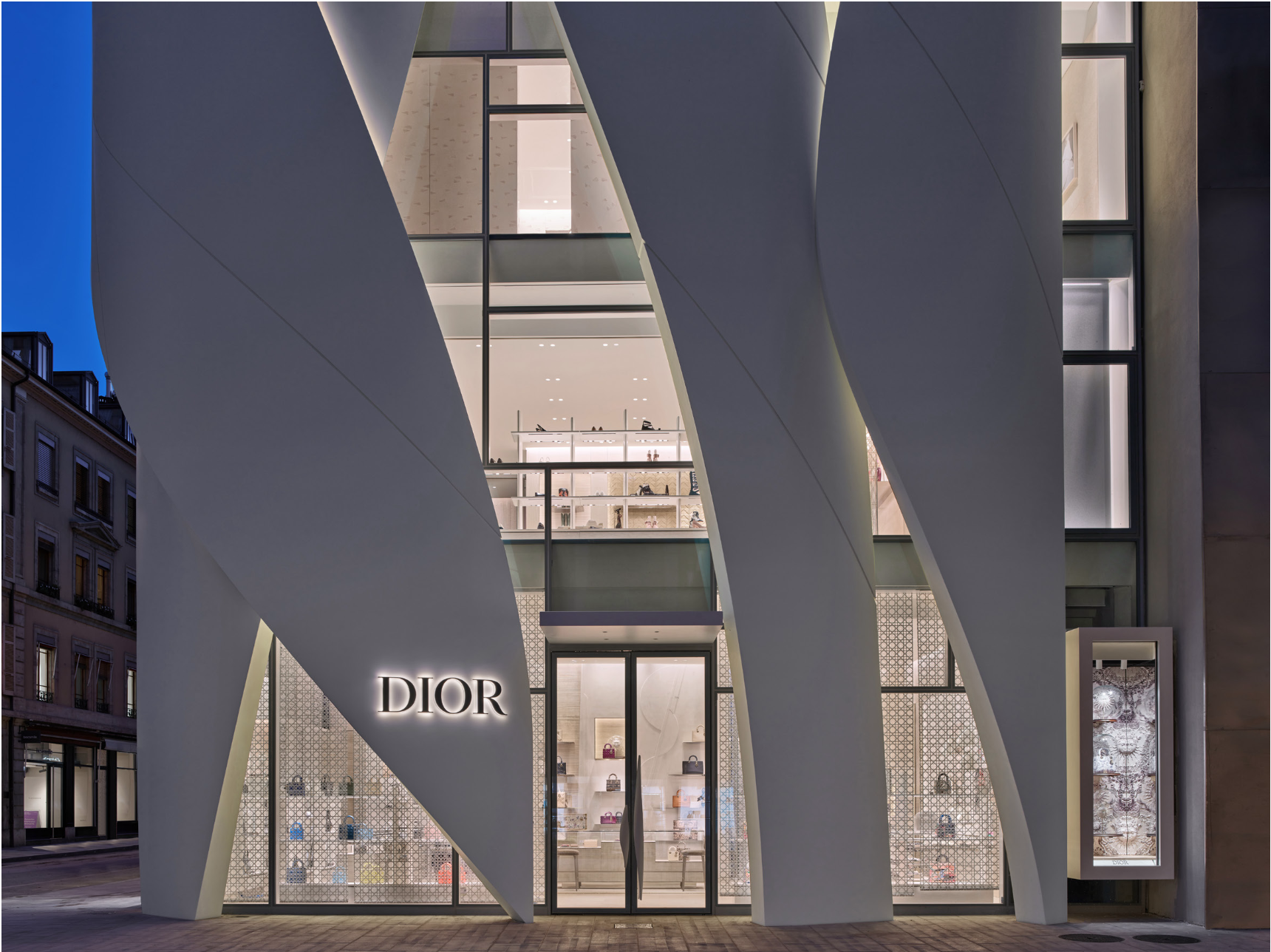 Dior открыл 6-этажный бутик в Женеве (фото 1)