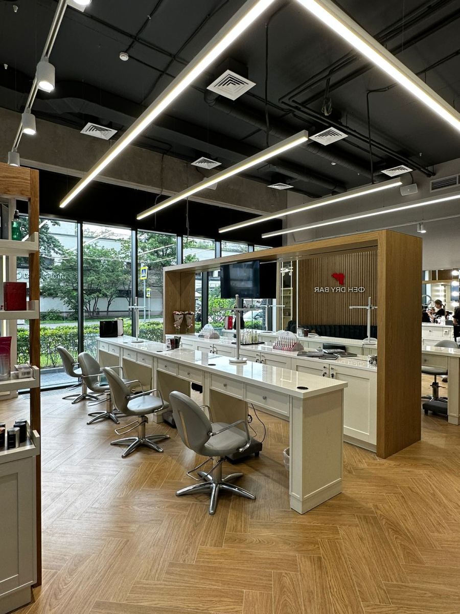 ФЕН DRY BAR отмечает день рождения салона в Хамовниках | BURO.