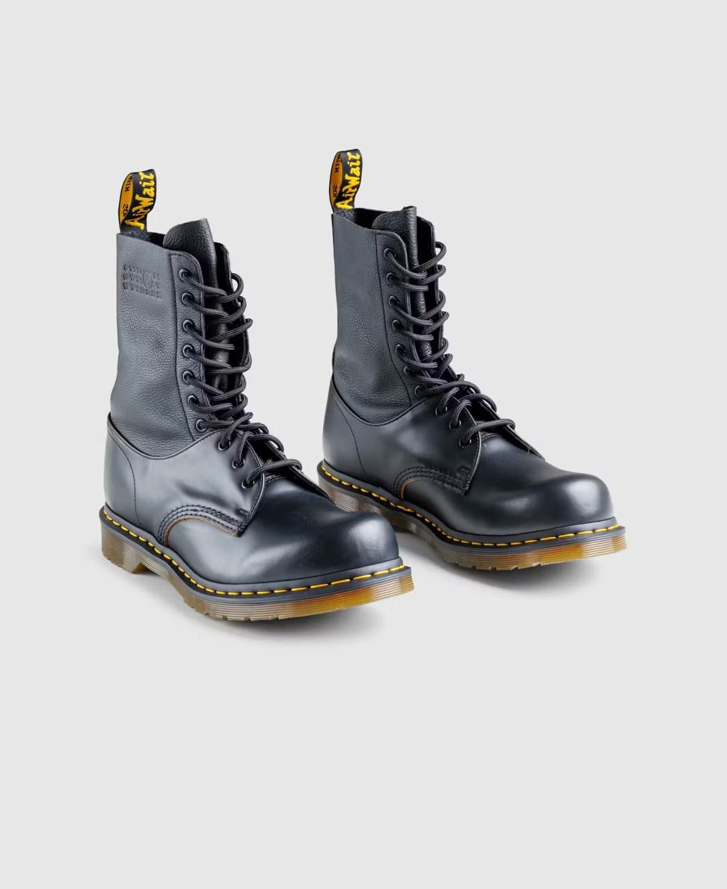 Dr. Martens и MM6 Maison Margiela выпустили коллаборацию | BURO.