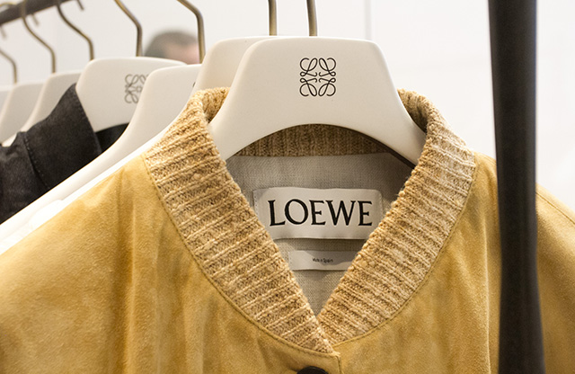 Loewe открыли магазин с амбаром внутри (фото 4)
