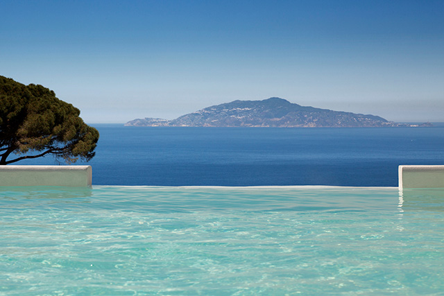 В дворцовом стиле: Capri Palace Hotel & Spa (фото 3)