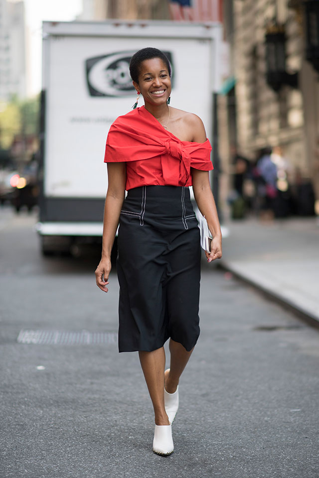 Что носят на Неделе моды в Нью-Йорке: 1 часть (фото 7)