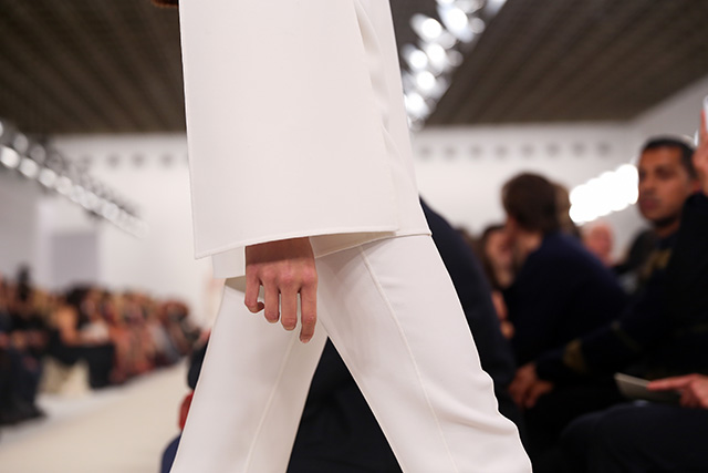 Обзор Buro 24/7: белая коллекция Valentino Haute Couture (фото 3)