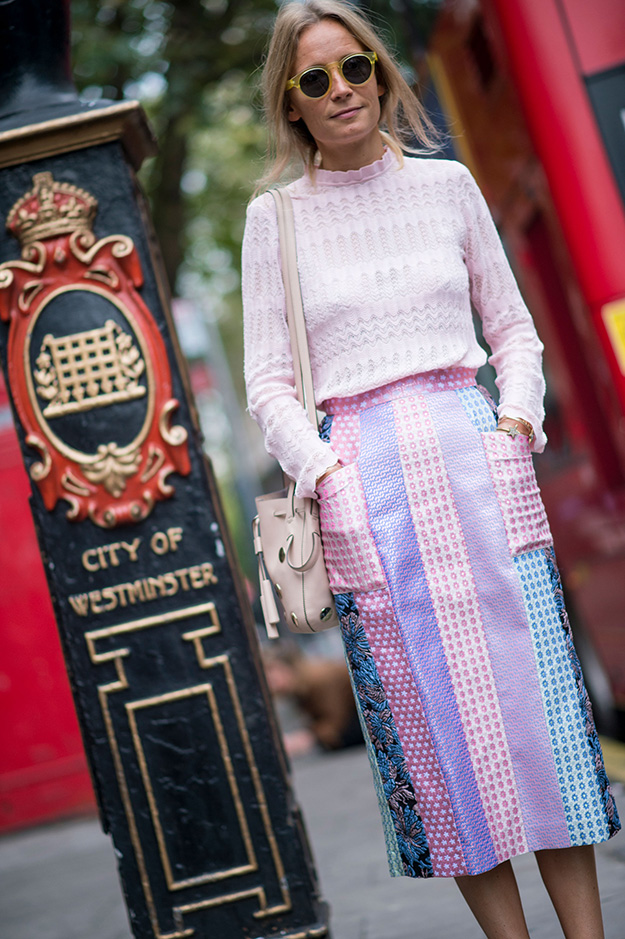 Что носят на Неделе моды в Лондоне: часть 3 (фото 21)