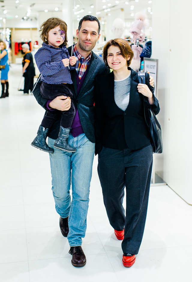 Михаил и Лили Идовы с дочкой Верой
