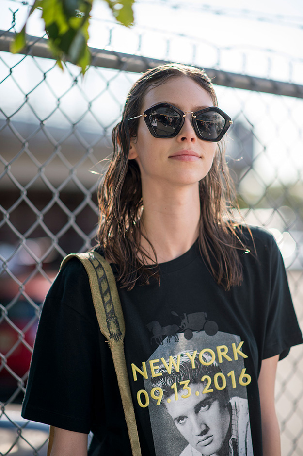 Что носят на Неделе моды в Нью-Йорке: 5 часть (фото 16)