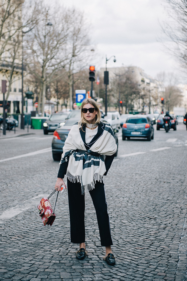 Неделя моды в Париже, осень-зима 2016: street style. Часть 3 (фото 10)