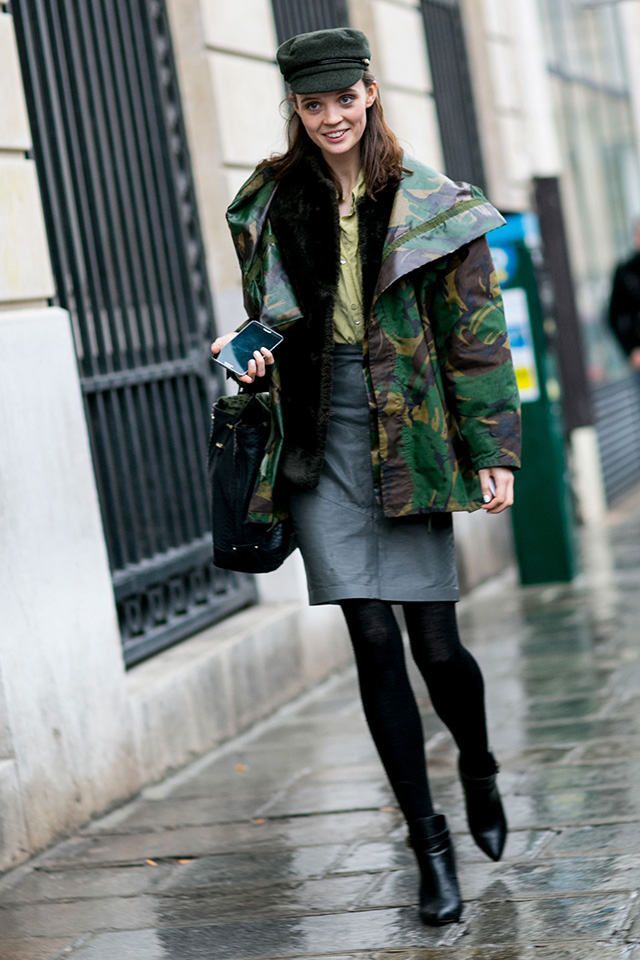 Неделя высокой моды в Париже S/S 2015: street style. Часть 3 (фото 17)