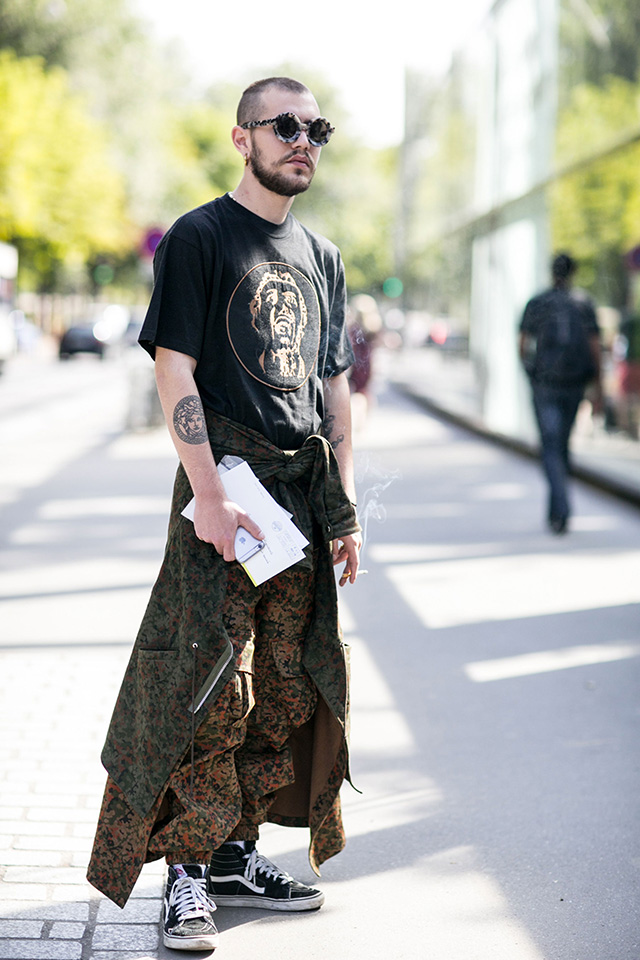 Неделя мужской моды в Париже, весна-лето 2016: street style. Часть 1 (фото 19)