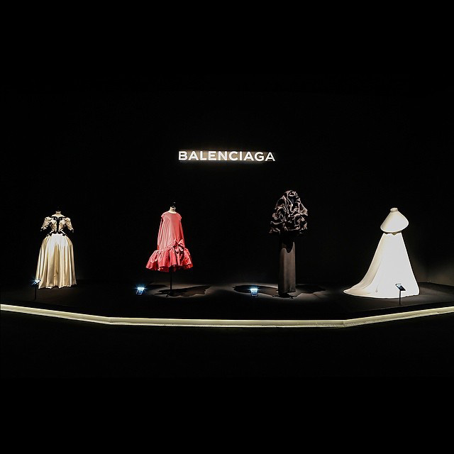 Александр Ванг провел показ Balenciaga в Пекине (фото 2)
