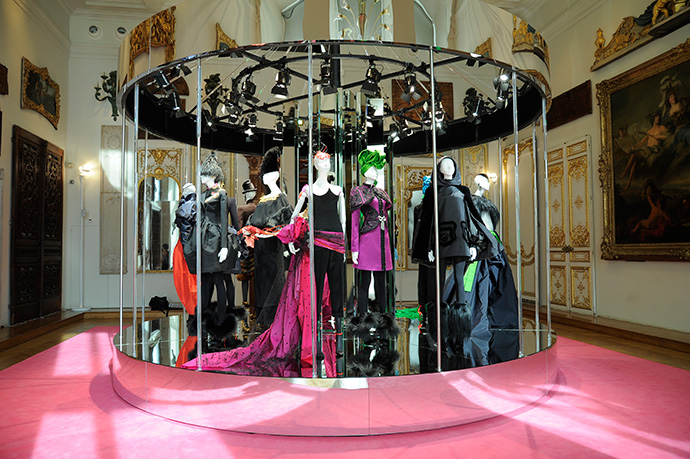 Обзор Buro 24/7: Schiaparelli couture осень-зима 2013/14 (фото 2)