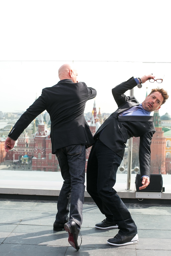 Роберт Дауни-мл. и Бен Кингсли в Москве (фото 4)