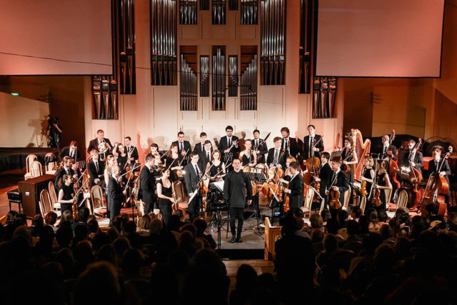 Почему не стоит пропускать концерт оркестра musicAeterna в Московской консерватории (фото 1)