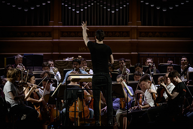 Как проходила репетиция концерта оркестра musicAeterna в Московской консерватории (фото 4)