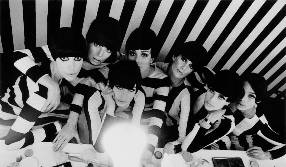Models backstage, film 'Who Are You, Polly Magoo?', 1966