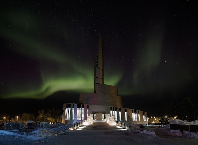 "Собор северного сияния" в Норвегии (фото 1)