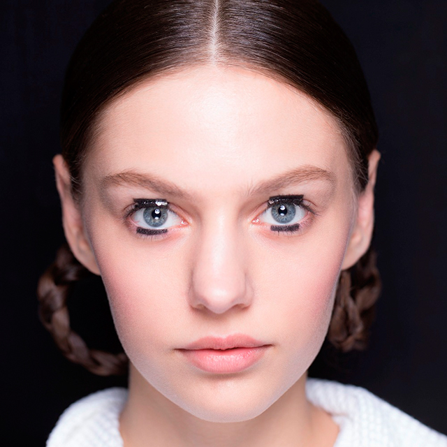 Красота в деталях: макияж с показа Dior pre-fall 2015 (фото 1)