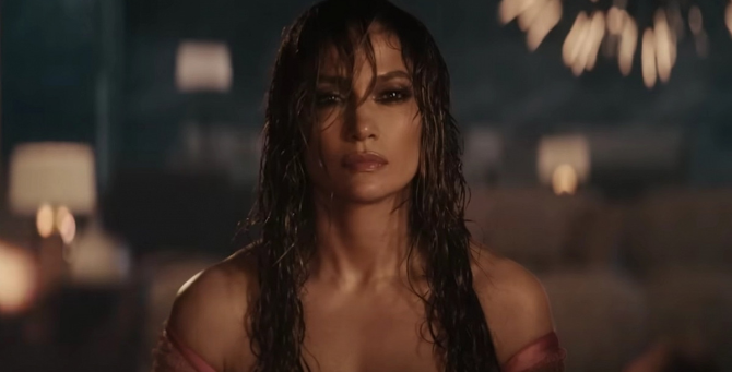 Порно видео с Jennifer Lopez (Дженнифер Лопес)