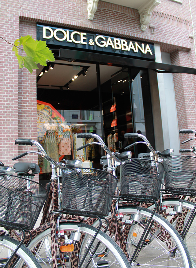 Велопробег по Амстердаму: новый синглспид Dolce & Gabbana (фото 1)