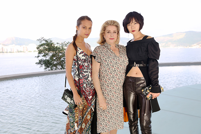 Гости круизного показа Louis Vuitton в Рио-де-Жанейро (фото 3)