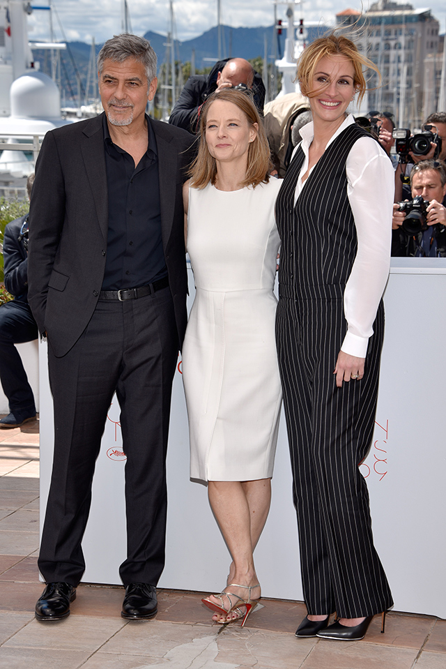 Джулия Робертс, Джоди Фостер и Джордж Клуни на фотоколле фильма "Финансовый монстр" (фото 5)