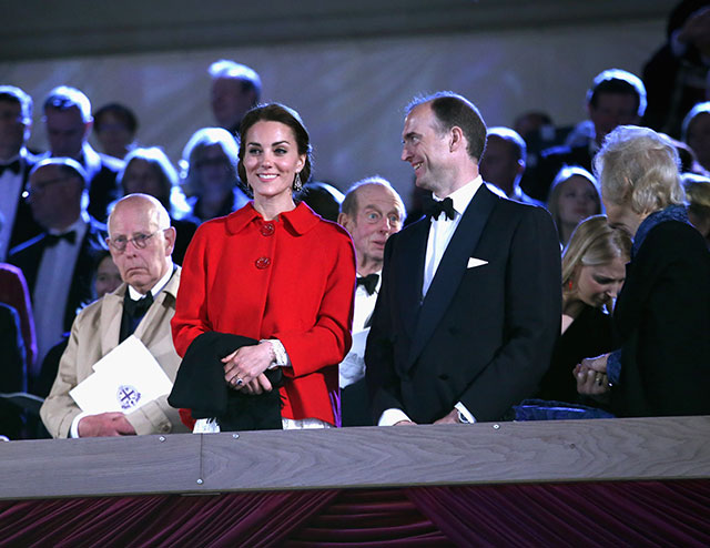 Празднование 90-летия королевы Елизаветы II (фото 2)