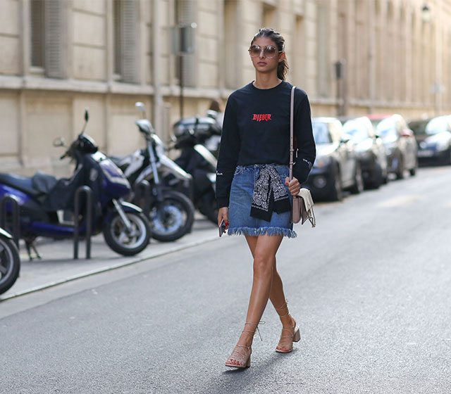Неделя моды в Париже, весна-лето 2017: street style. Часть 2 (фото 14)