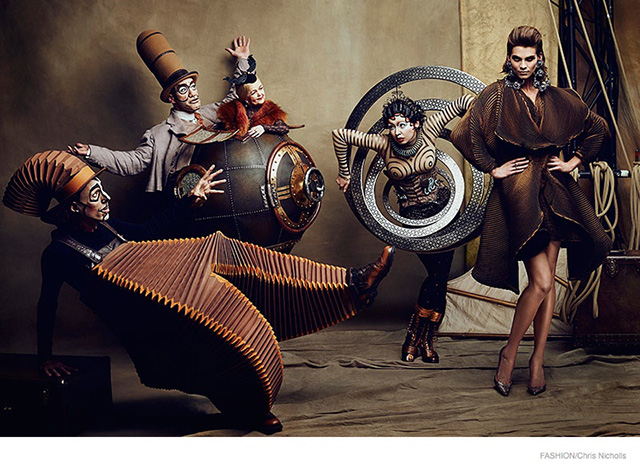 Шапито-шоу: цирковая съемка для октябрьского Fashion Magazine (фото 1)