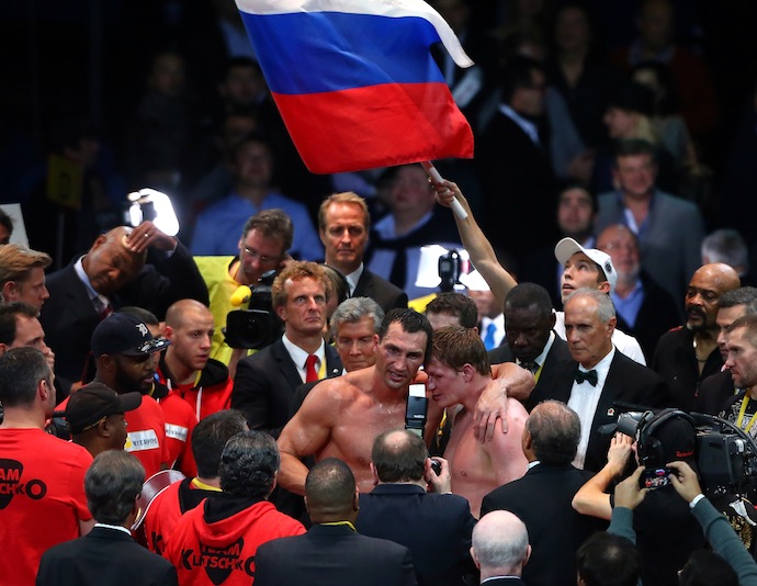 Владимир Кличко одержал победу в "поединке десятилетия"