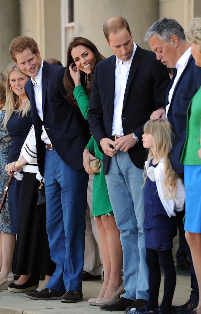 Кейт Миддлтон, принц Уильям и принц Гарри дали старт "Тур де Франс" (фото 6)