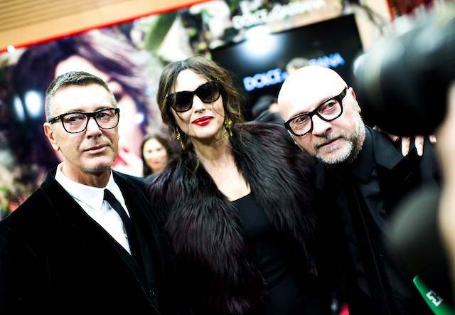 Моника Беллуччи на открытии корнера Dolce & Gabbana в ЦУМе (фото 4)