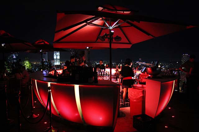LVMH купили ночной клуб KU DÉ TA в Сингапуре (фото 2)