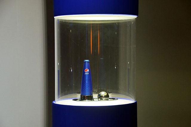 Карим Рашид создал дизайн для Pepsi (фото 3)