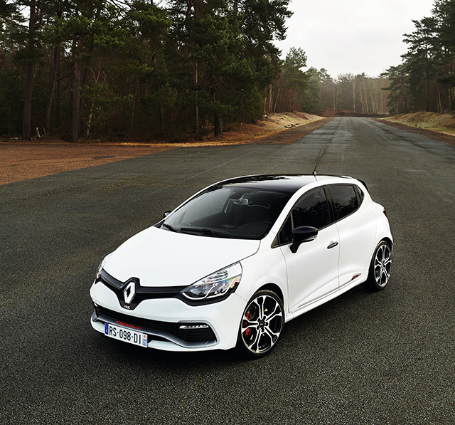 Renault представили новый автомобиль (фото 3)