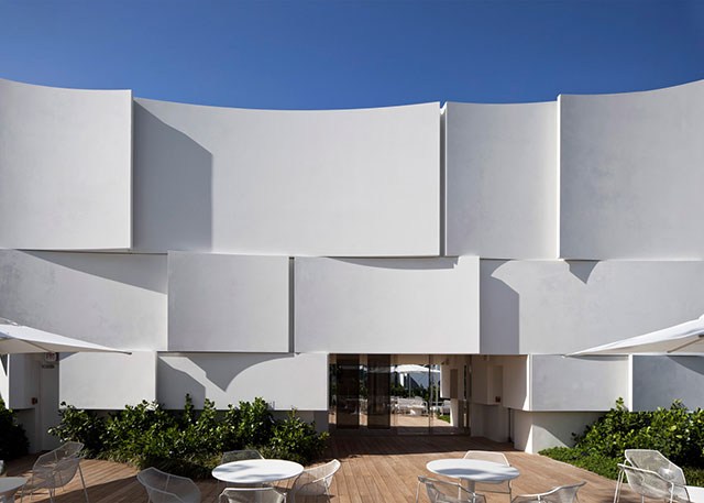 Парящий в Майами: новый бутик Dior от Barbarito Bancel Architectes (фото 3)