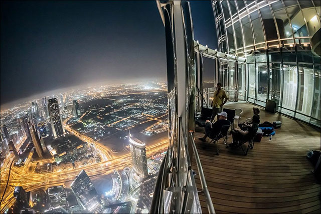 В Бурдж-Халифе открылась самая высокая смотровая площадка в мире (фото 1)